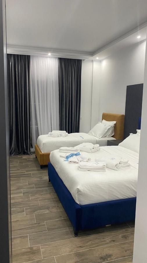 Bujtina Xhabakja Hotel Belsh ภายนอก รูปภาพ