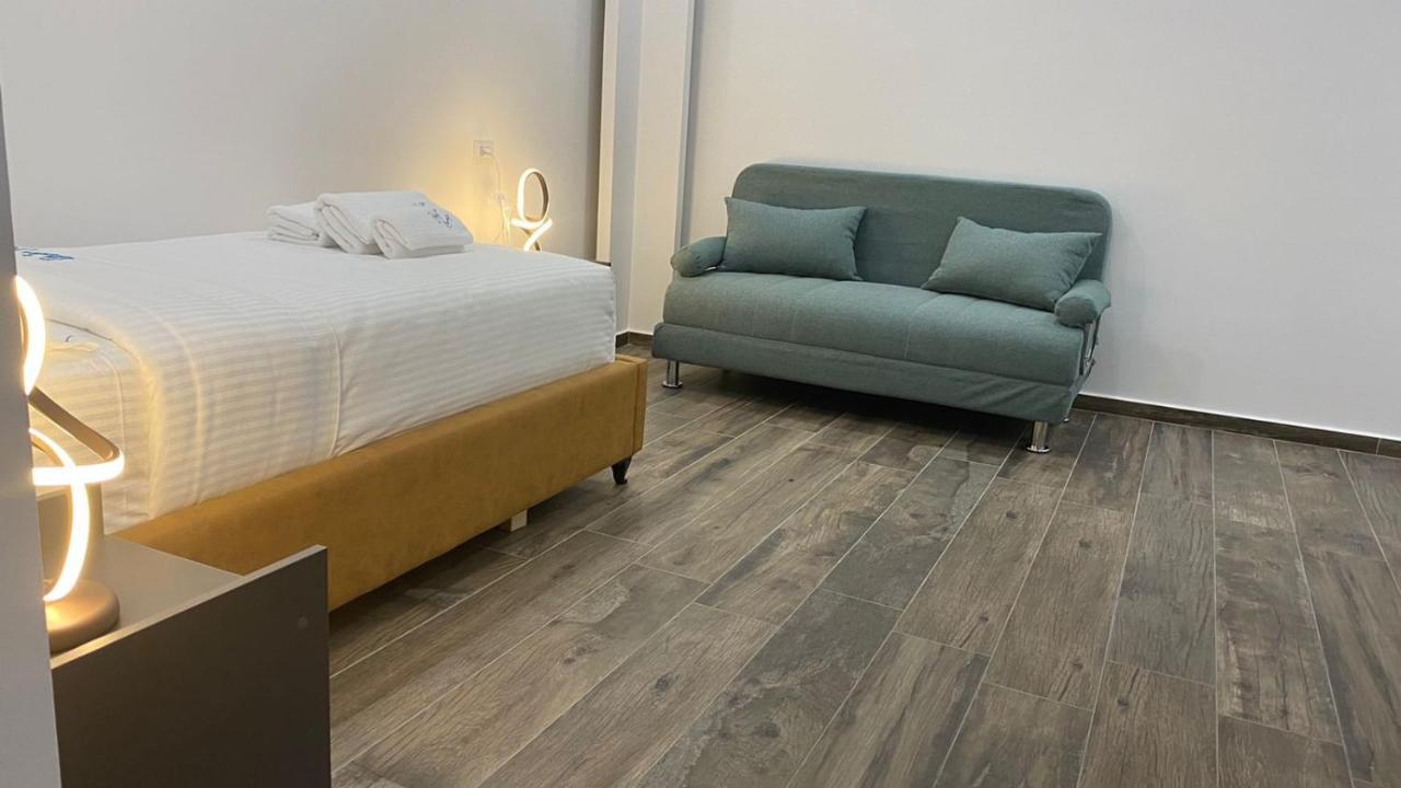 Bujtina Xhabakja Hotel Belsh ภายนอก รูปภาพ
