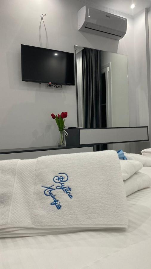 Bujtina Xhabakja Hotel Belsh ภายนอก รูปภาพ