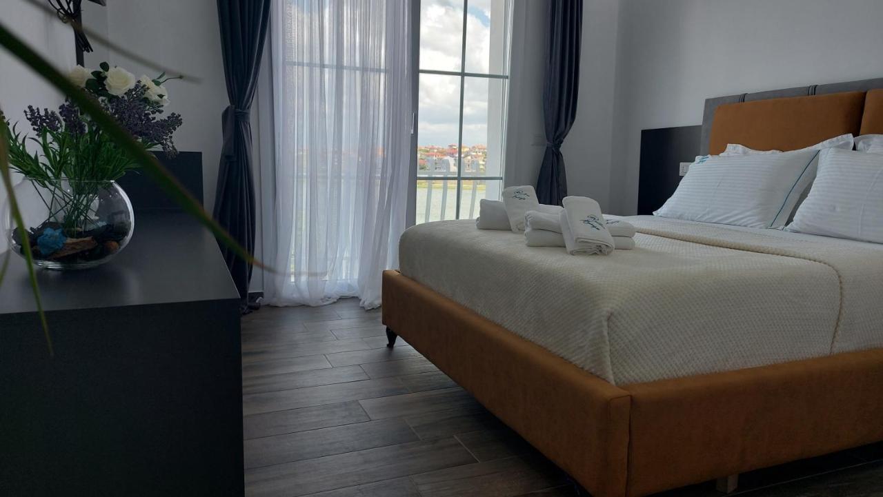 Bujtina Xhabakja Hotel Belsh ภายนอก รูปภาพ